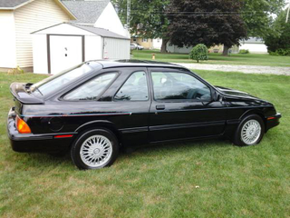 Illustration for article titled For $8,500, This 1988 Merkur XR4Ti Is Almost Like New